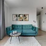 Scala Center By Downtown Aparthotel Danzica