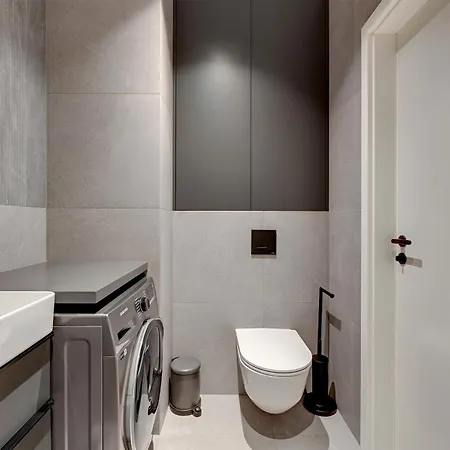 Scala Center By Downtown Aparthotel 3*