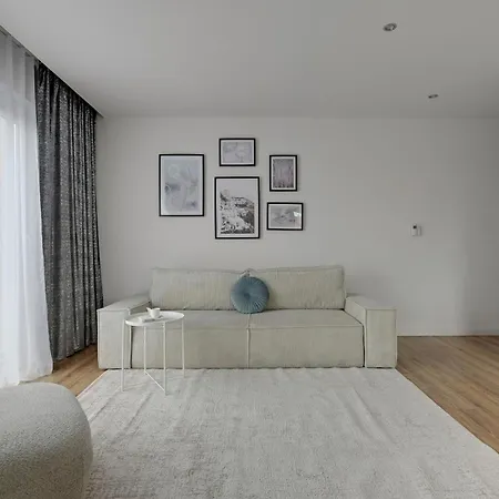 Scala Center By Downtown Appartement *