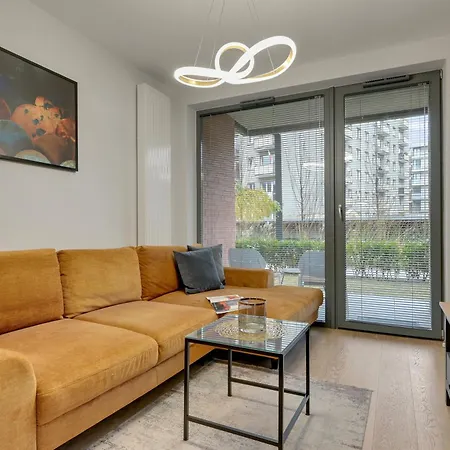 Aparthotel Scala Center By Downtown